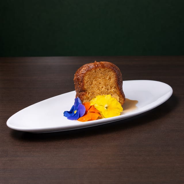 PINEAPPLE RUM CAKE.