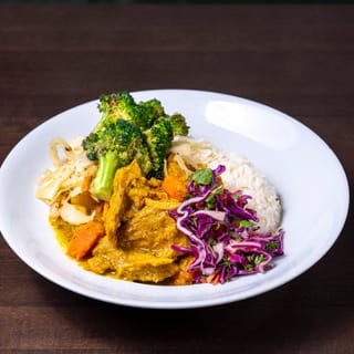 CURRY CHICKEN BOWL